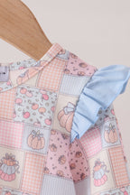 Pink pumpkin ruffle bubble
